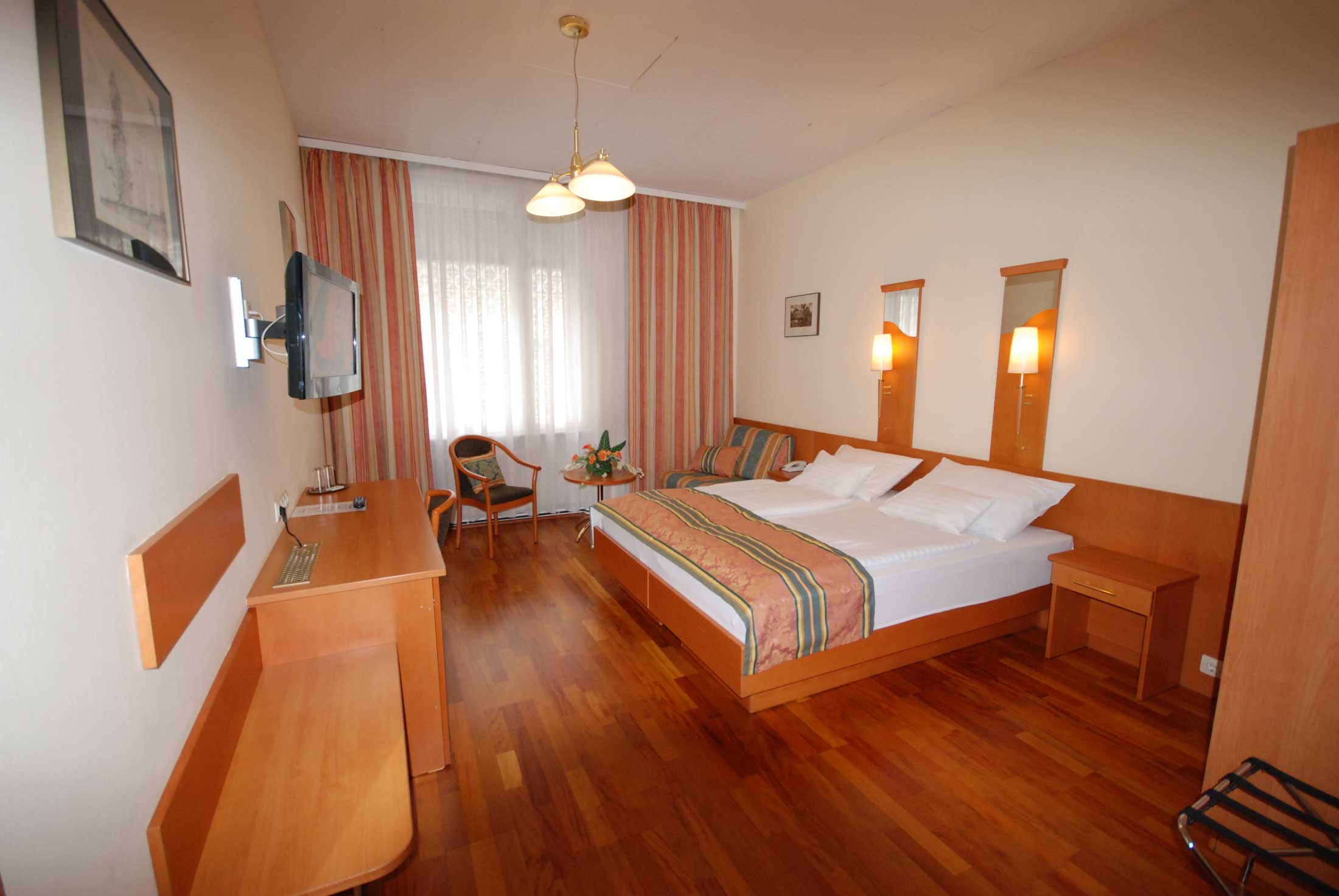 Hotel Pension Continental