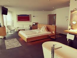 Hotel Aviva