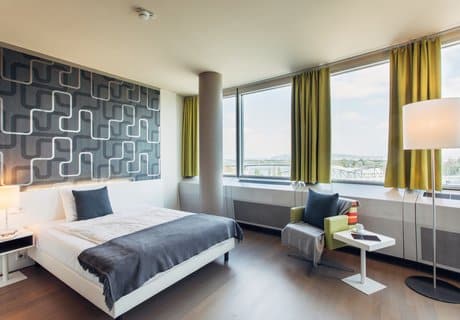 harry’s home Wien Millennium Tower