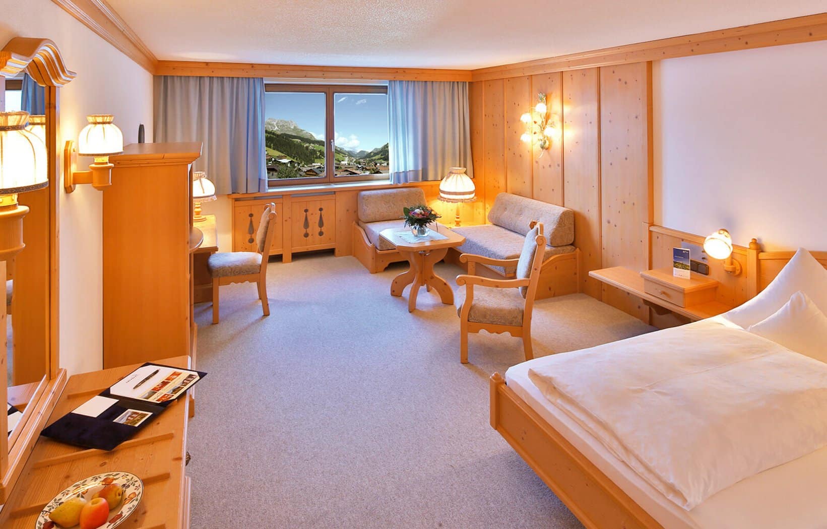 Hotel Omesberg Lech
