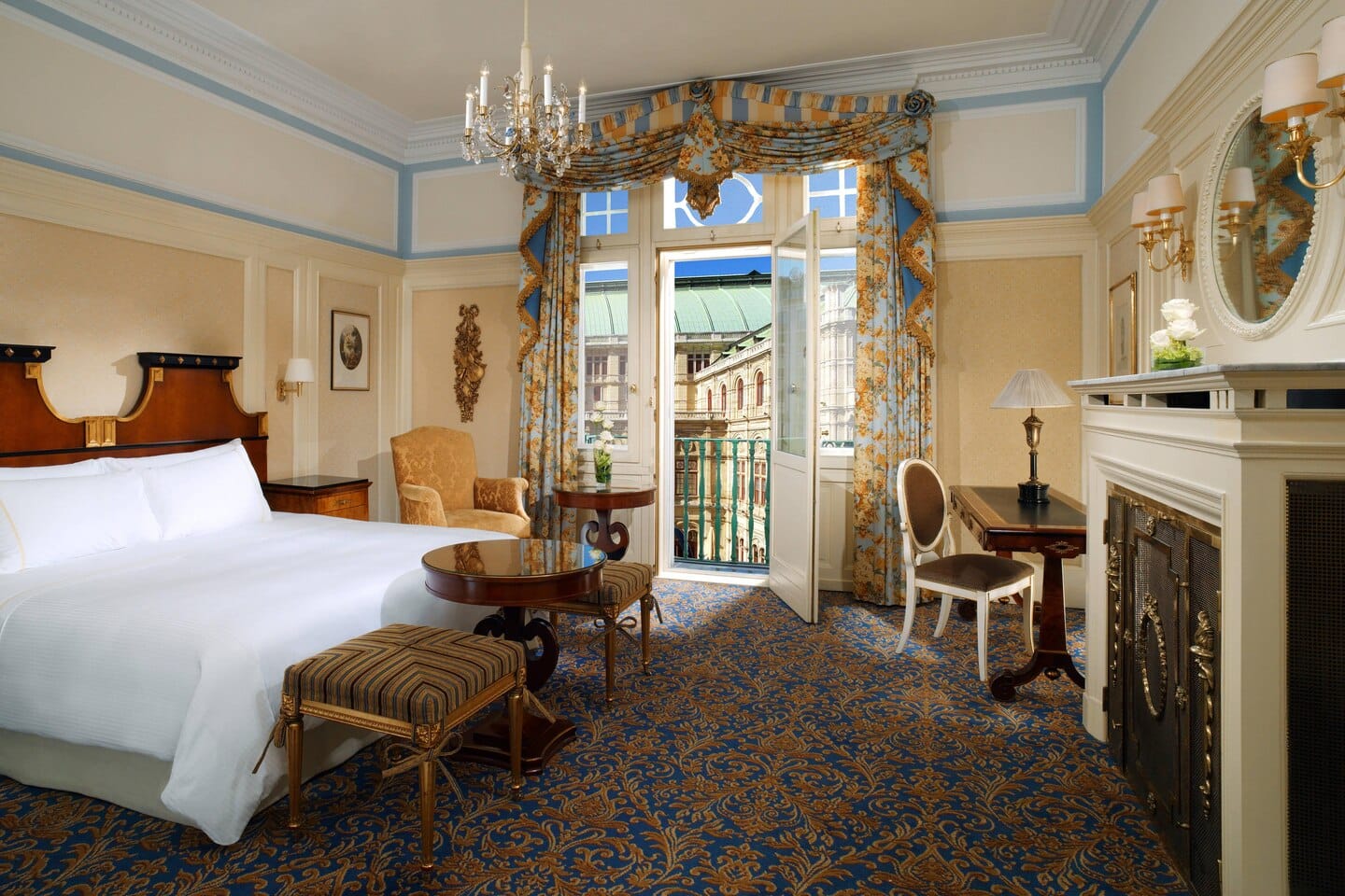 Hotel Bristol
