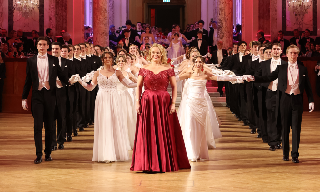 Einzug Christina Hummel ©KatharinaSchiffl